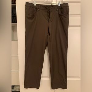 Men’s lululemon ABC pant. 30”. Size 35.